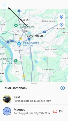 Per prima cosa, tocca le tre linee nella parte superiore dello schermo.