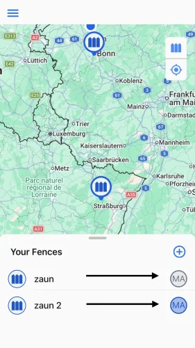 Check at any time whether your tracker(s) are inside the virtual fence (grey: outside the fence, blue: inside the fence).